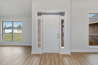 2107 Queen St in Crestview, FL - Building Photo - Building Photo