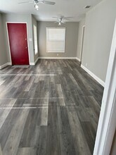 6340 Watt Ave in North Highlands, CA - Building Photo - Building Photo