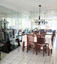 2821 Somerset Dr, Unit Somerset in Lauderdale Lakes, FL - Building Photo - Building Photo