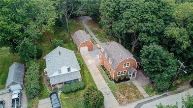 59 Melrose Ave in Jamestown, RI - Building Photo - Building Photo