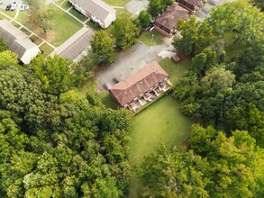 716 Shawnee Dr in Burlington, NC - Building Photo - Building Photo