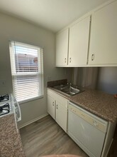 2653 Phipps Ave in Simi Valley, CA - Building Photo - Building Photo