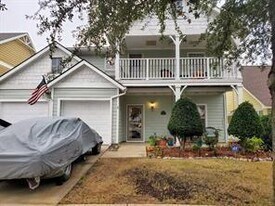 9113 Hope Dr in Providence Village, TX - Building Photo