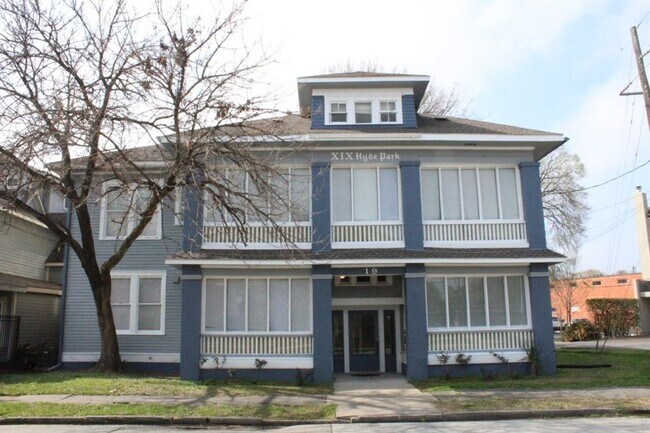 property at 19 Hyde Park Blvd