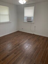 1991 S Dianne Cir in Memphis, TN - Building Photo - Building Photo