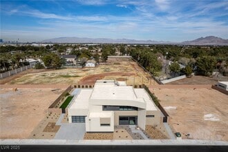 3510 Cosima Ln in Las Vegas, NV - Building Photo - Building Photo