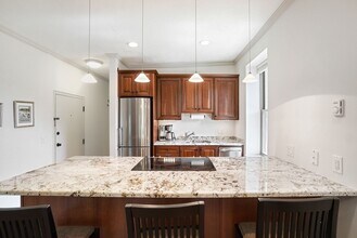 231 W Newton St in Boston, MA - Building Photo - Building Photo