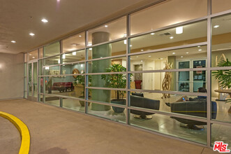 267 San Pedro St in Los Angeles, CA - Building Photo - Building Photo