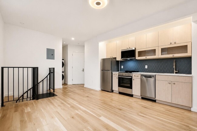 524 W 134th St, Unit 1D