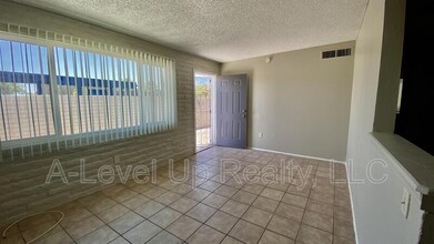 1844 S Rosemont Ave in Tucson, AZ - Building Photo - Building Photo