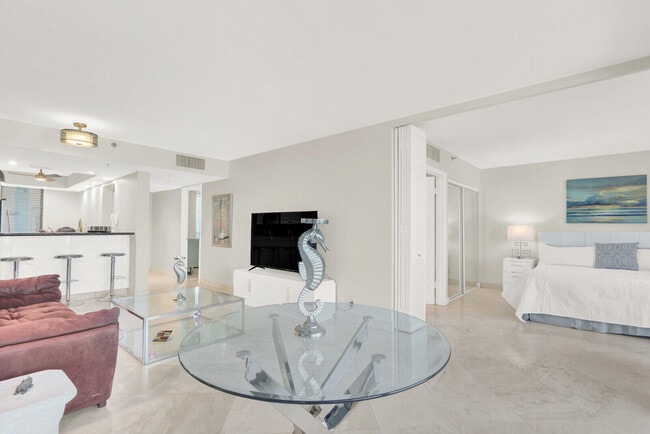 2687 N Ocean Blvd in Boca Raton, FL - Building Photo - Building Photo