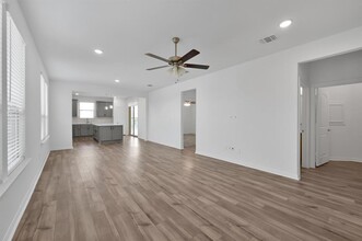9906 Monarch Lndg Cv in Willis, TX - Building Photo - Building Photo