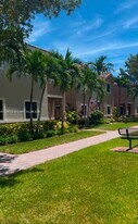 22501 SW 88th Pl in Cutler Bay, FL - Building Photo