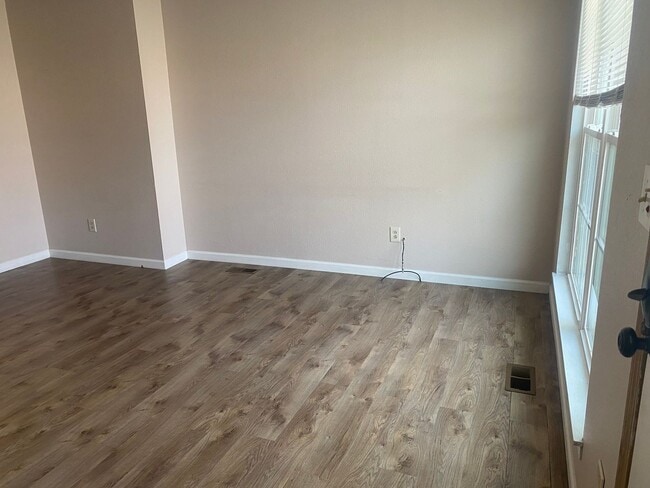 property at 1290 Milo Cir