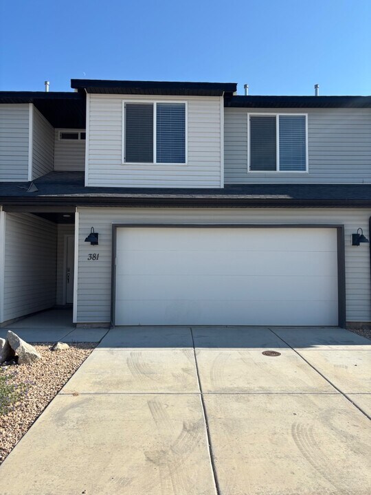 381 W 2025 N in Cedar City, UT - Building Photo