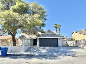 4067 Arrowood Dr in Las Vegas, NV - Building Photo