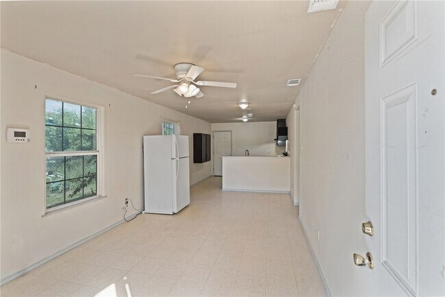 3630 Stinson St in Corpus Christi, TX - Building Photo - Building Photo