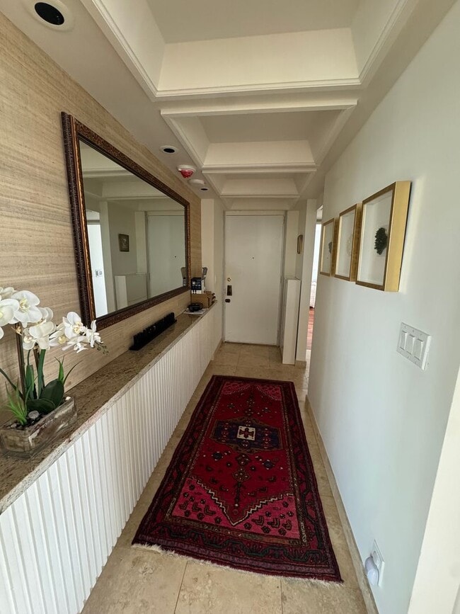 1650 Ala Moana Blvd in Honolulu, HI - Building Photo - Building Photo