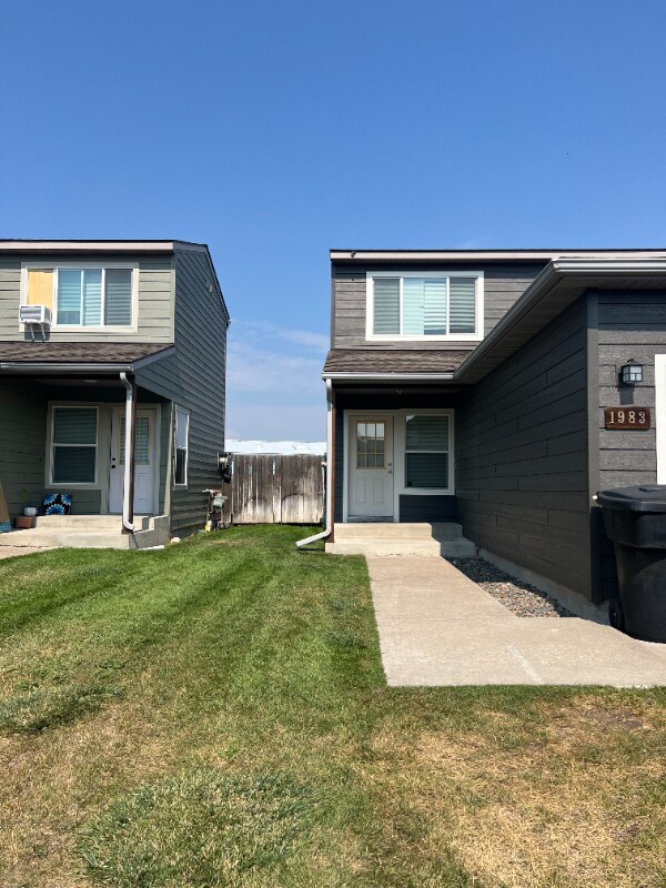 property at 1983 Greatview Dr