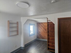 1458 Noble St in Fairbanks, AK - Building Photo - Building Photo