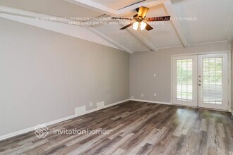 549 NW Chisholm St in Burleson, TX - Building Photo - Building Photo