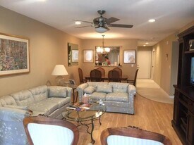 13886 Vía Flora in Delray Beach, FL - Building Photo