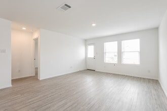 4331 Levee Rdg in San Antonio, TX - Building Photo - Building Photo