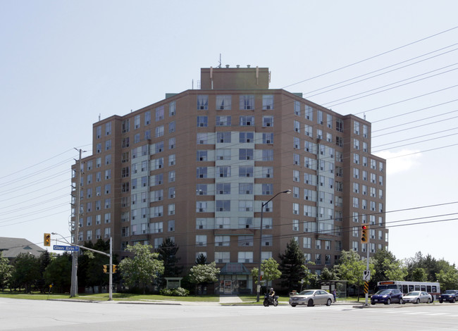 Britannia Glen Co-op in Mississauga, ON - Building Photo - Primary Photo