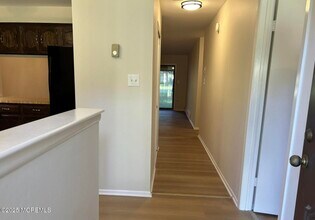 211 Covered Bridge Blvd in Englishtown, NJ - Building Photo - Building Photo