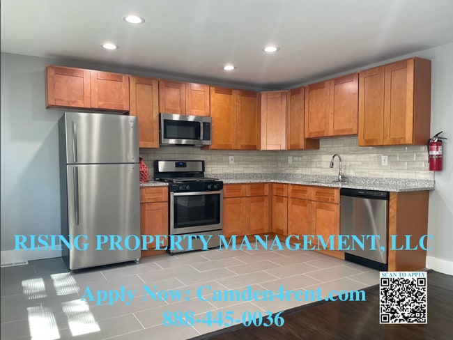 1285 Lake Shore Dr in Camden, NJ - Building Photo - Building Photo