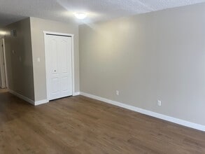 4111-4149 49 Ave in Bonnyville, AB - Building Photo - Building Photo