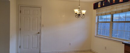 137 18th St in New Orleans, LA - Foto de edificio - Building Photo