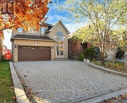282 Forest Run Blvd in Vaughan, ON - Building Photo