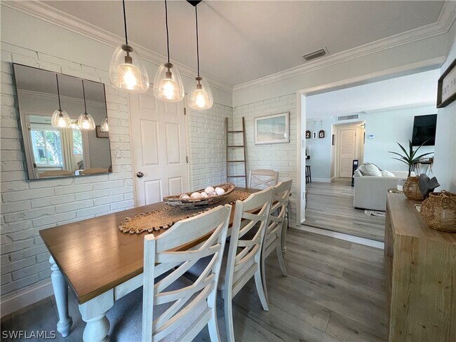 property at 905 13th St N