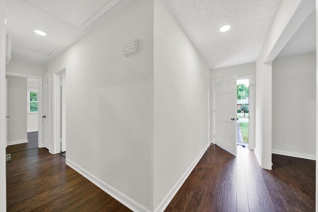 2400 Fox Hollow Rd in Mint Hill, NC - Building Photo - Building Photo