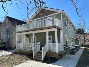 1214 Washtenaw Ct in Ann Arbor, MI - Building Photo - Building Photo