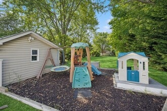 23 Marshall St in Patchogue, NY - Building Photo - Building Photo