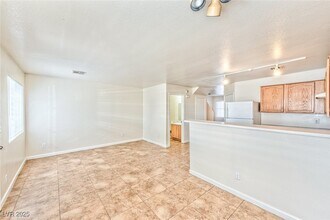 2633 Sierra Seco Ave in Las Vegas, NV - Building Photo - Building Photo