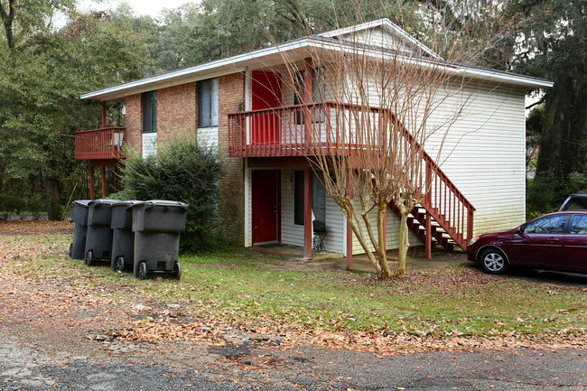 1420-1434 Fisher Ln in Tallahassee, FL - Building Photo - Building Photo