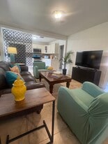 779 NW 97th St, Unit 1 in Miami, FL - Building Photo