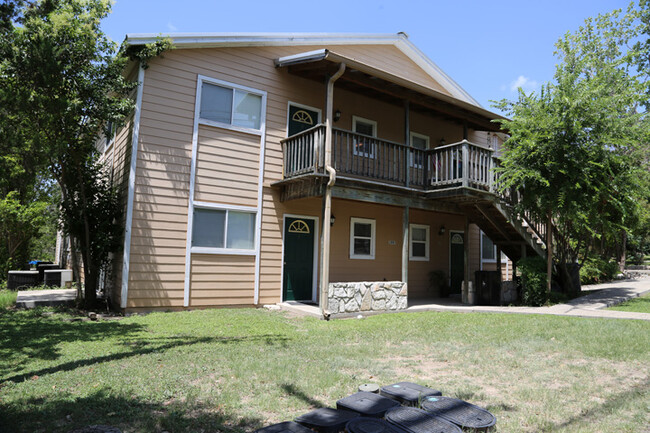 Forest West Apartments in Kerrville, TX - Building Photo - Building Photo