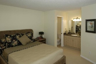 Crystal Trace Apartments in Fort Pierce, FL - Building Photo - Interior Photo