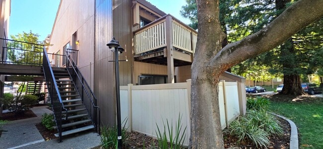 property at 508 Woodside Oaks