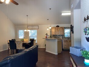 149 Morris Ln in Canyon Lake, TX - Building Photo - Building Photo