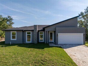 70 McDill Dr in Port Charlotte, FL - Building Photo - Building Photo