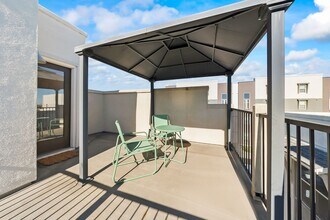 206 Box Ln in Sacramento, CA - Building Photo - Building Photo