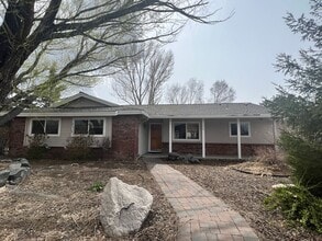 1668 County Rd in Minden, NV - Foto de edificio - Building Photo