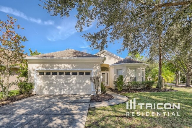 9614 Greenpointe Dr in Tampa, FL - Foto de edificio - Building Photo