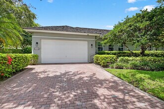 3924 NW 58th St in Boca Raton, FL - Building Photo - Building Photo