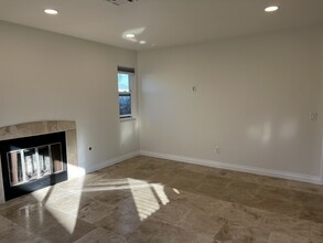 277 Elm Ave, Unit A in Imperial Beach, CA - Building Photo - Building Photo